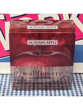 Slatkin & Co / BBW Autumn Apple Wallflowers Home Fragrance Refills 2 Pack Rare